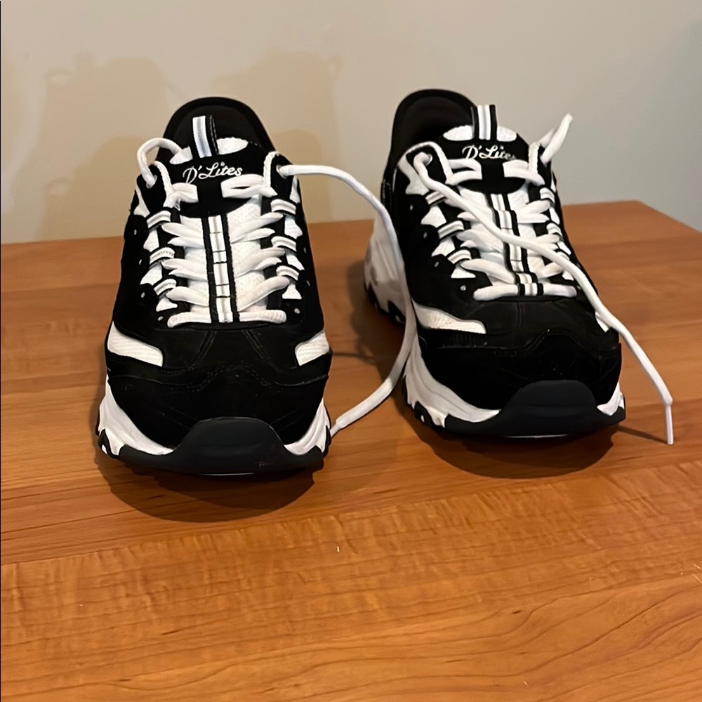 Women’s Skechers sneakers size 11 lace up “slip ins”